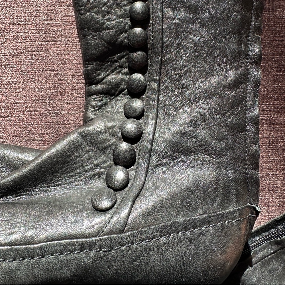 Lanvin Hiver 2006 Calf Height Zip Up Boots